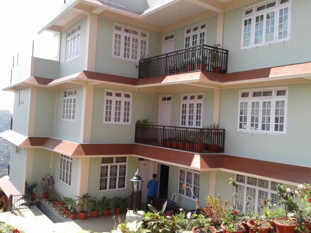 Aapas Residency Hotel Kalimpong Exterior photo